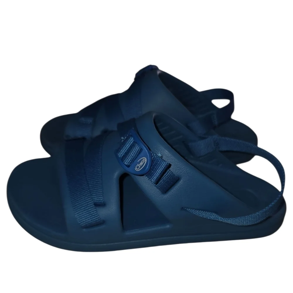 Chaco Youth Size 4.5 Deep Blue Sandals
